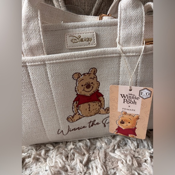 Disney Winnie the Pooh Cream White Canvas Tote Bag NWT - Picture 2 of 7